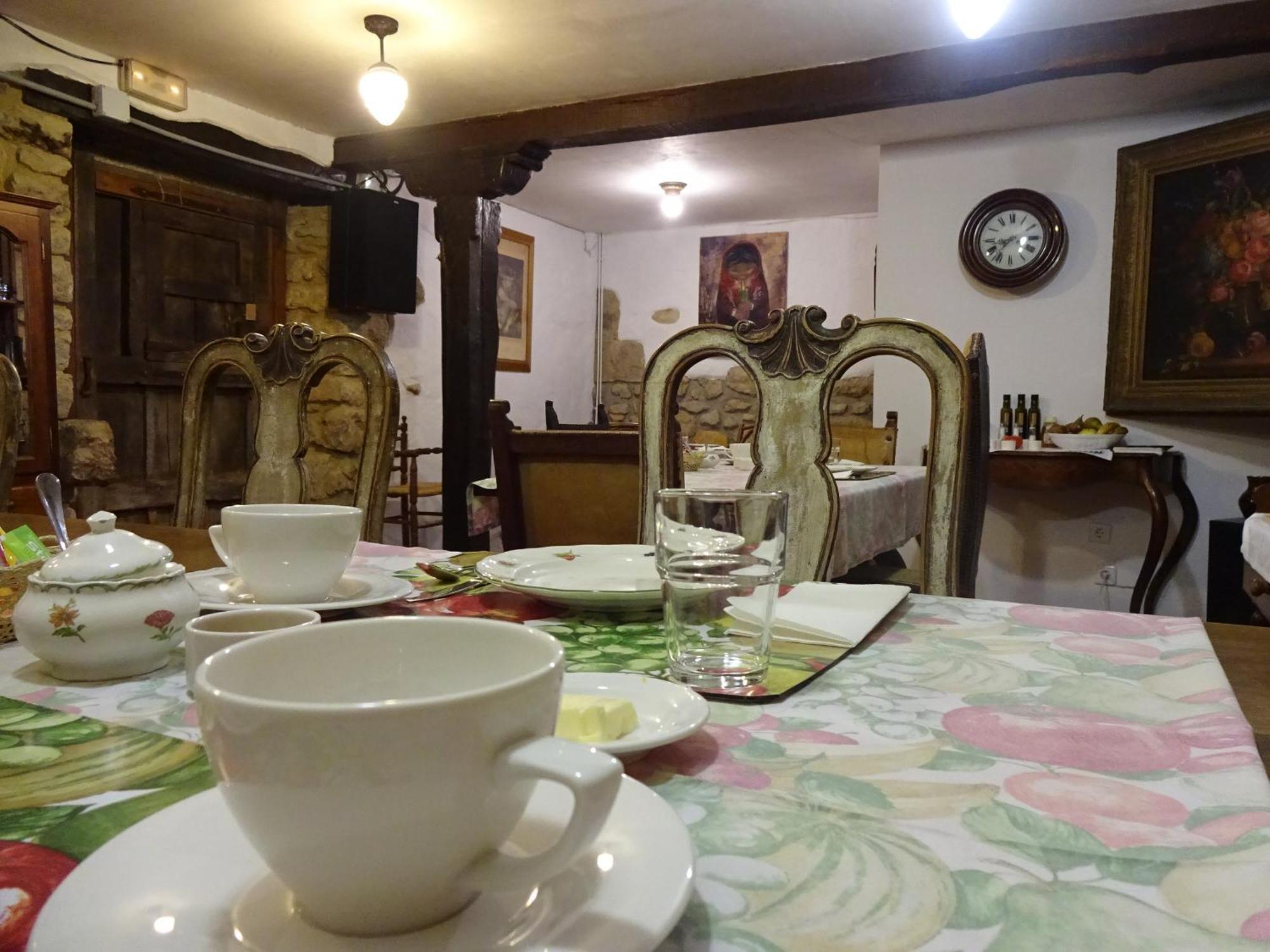 La Casona De Villanueva De Colombres Casa rural *