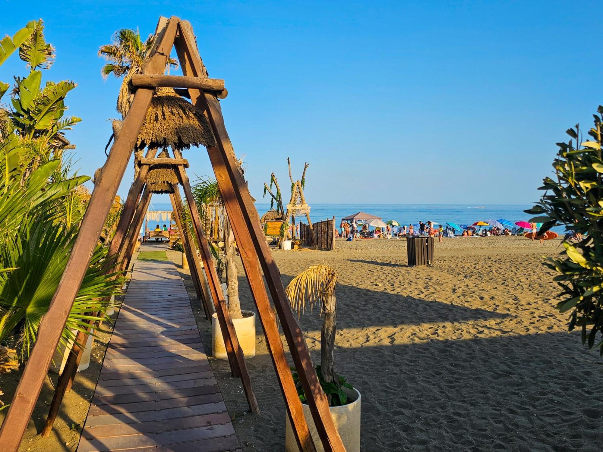 Sup T12 People - La Torre *