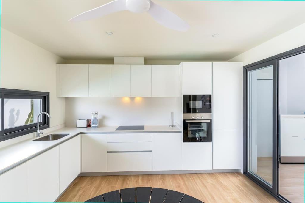 Genoveses, 3 Hab, Garaje, Piscina, Solarium Y Wifi * San José