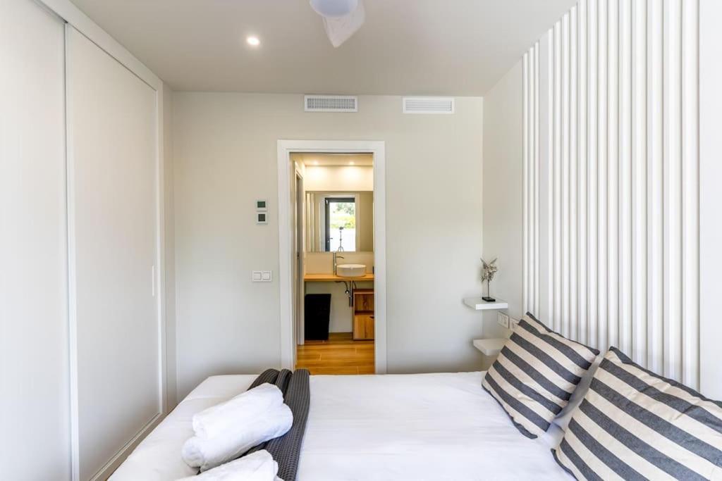 Genoveses, 3 Hab, Garaje, Piscina, Solarium Y Wifi Apartamento San José