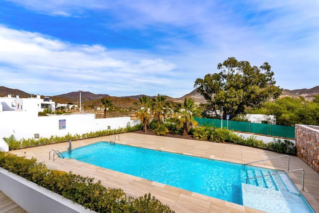 Apartamento Genoveses, 3 Hab, Garaje, Piscina, Solarium Y Wifi San José
