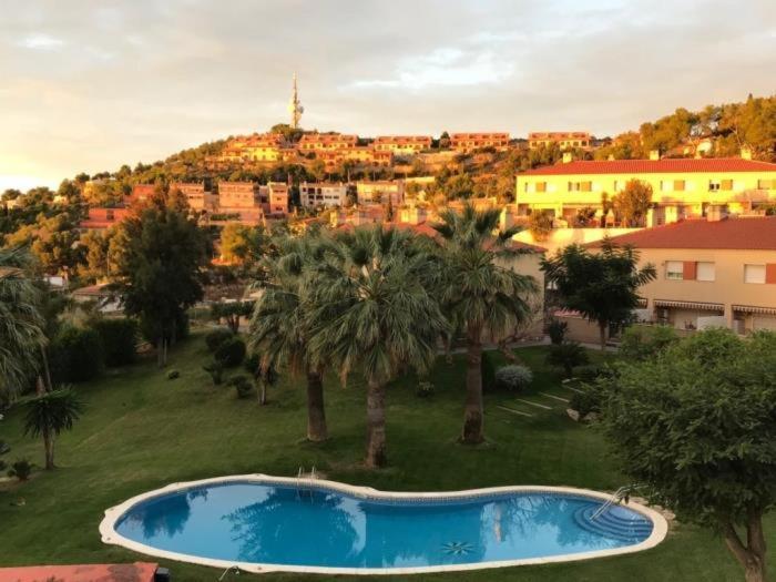 Service - Illes Filipines Segur de Calafell