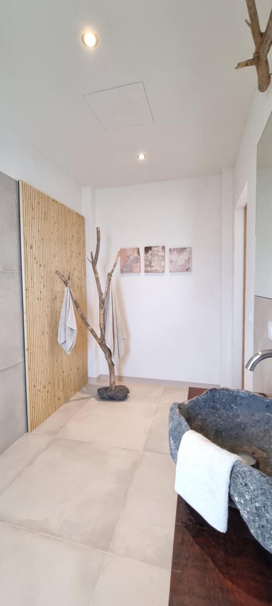Osaya Apartment *