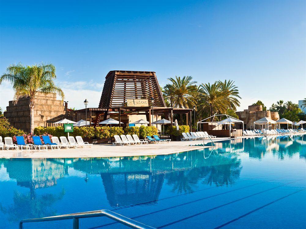 Hotel Roulette 4*
