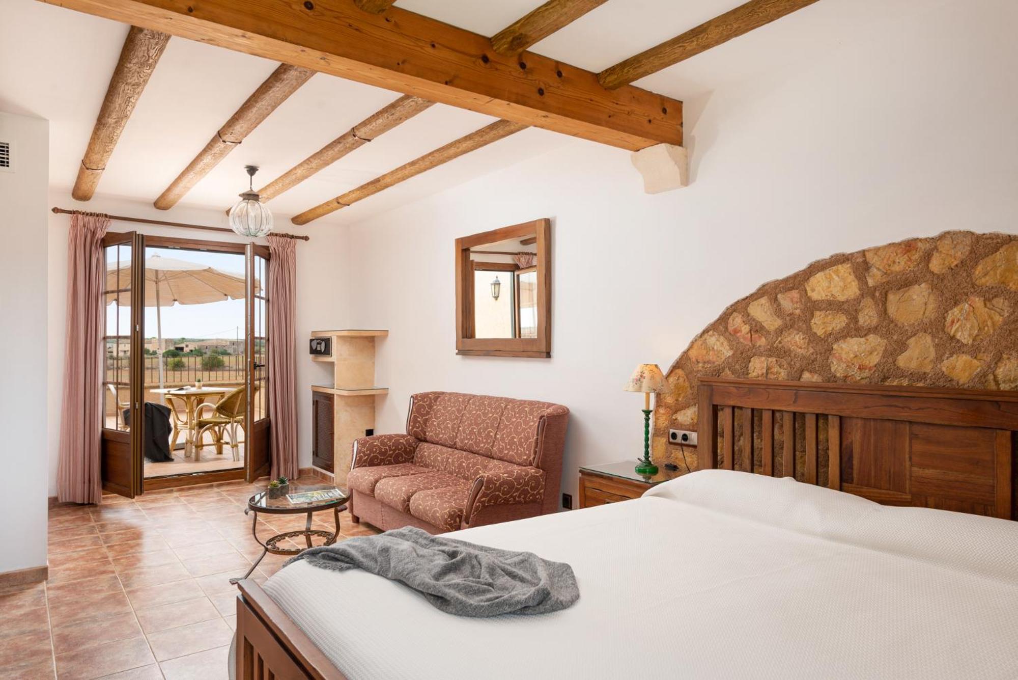 Canals & Farm stay *