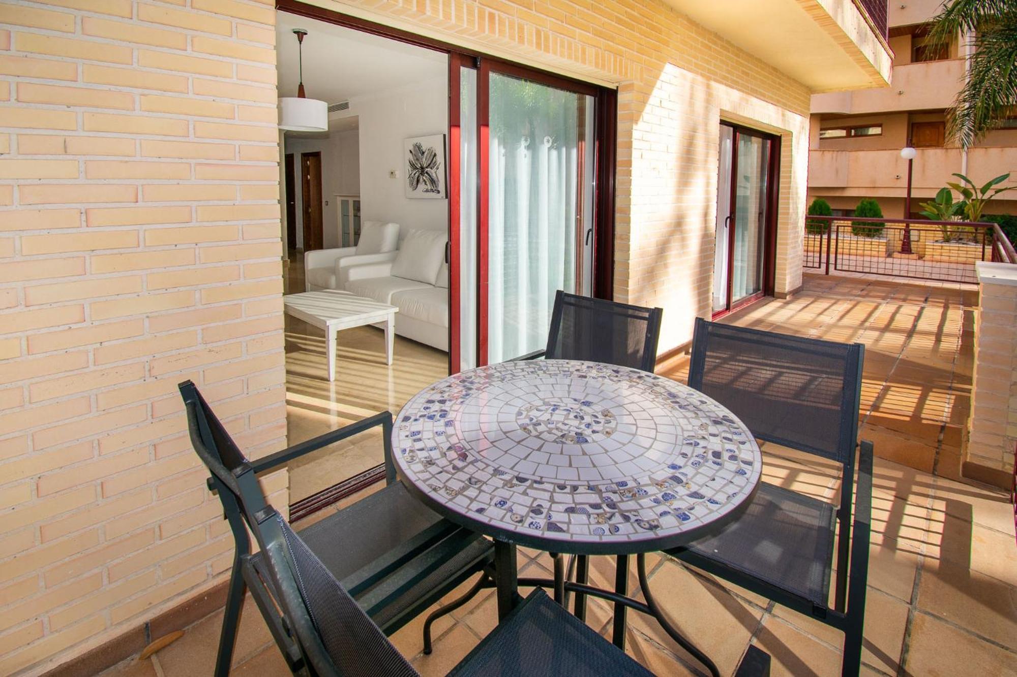 Albir Confort 3 *