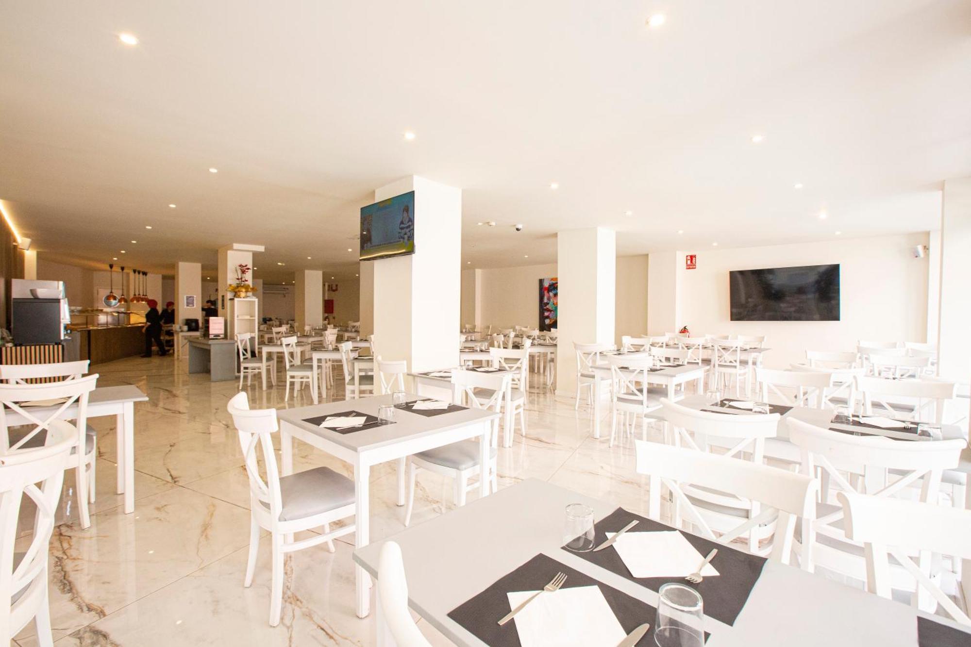 Fleming Playa Poniente