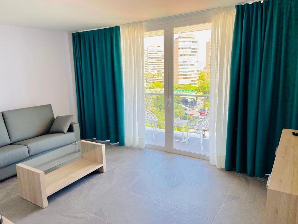 Isabel Hotel