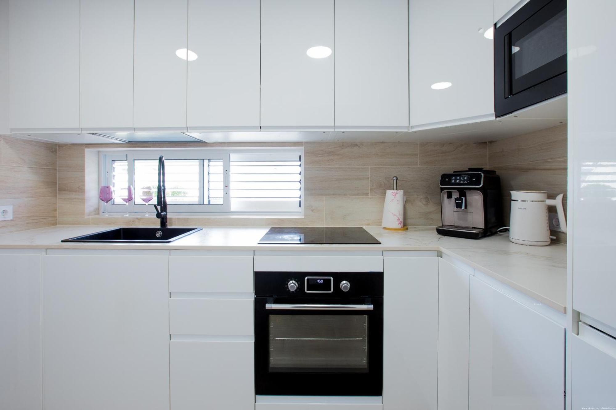 Modern Family Townhouse Costa Adeje (Tenerife)
