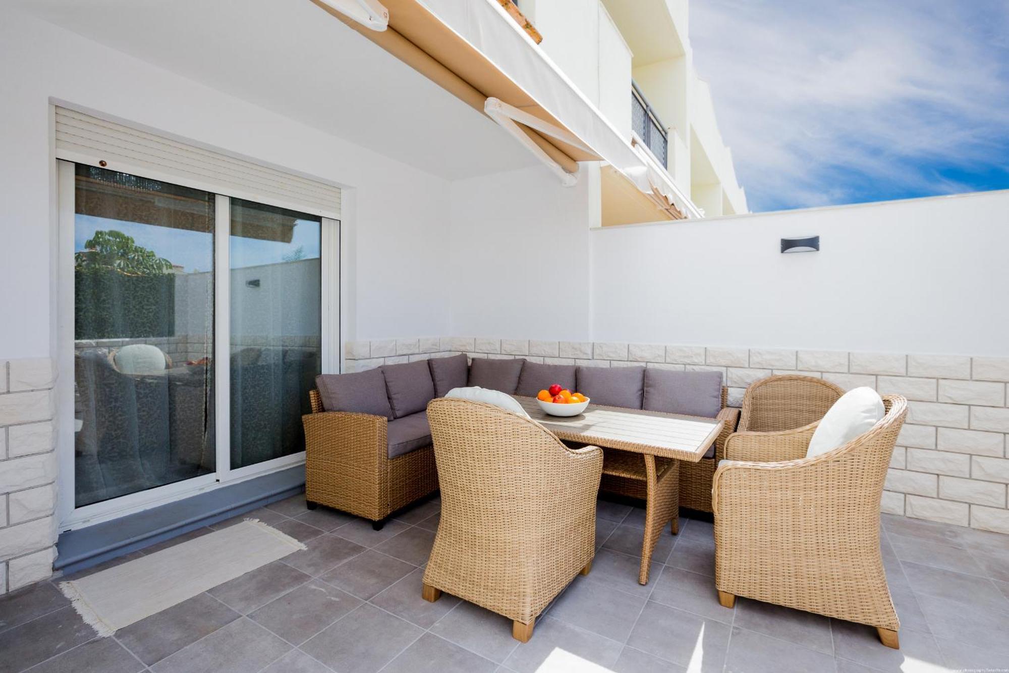 Modern Family Townhouse Apartment