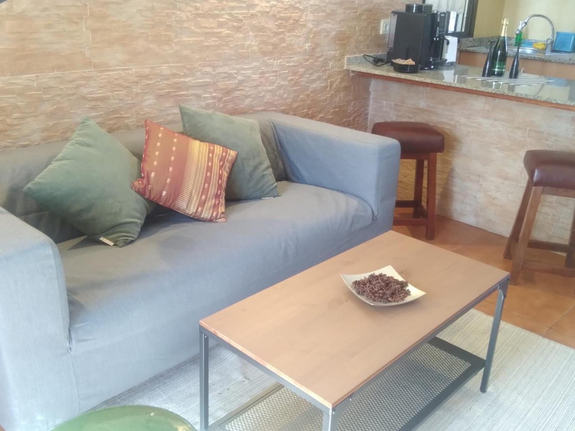 Mono - One Bedroom