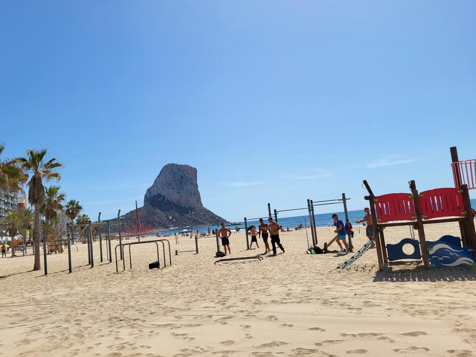 Apartment Casa Sunrise - Costa Blanca House With Rooftop, Swimming Pools And Panoramic Sea And Views Calpe