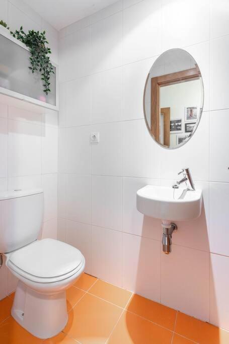 Precioso Apartamento En Celorio, Llanes, Javier Bardon Treceno Alquila *