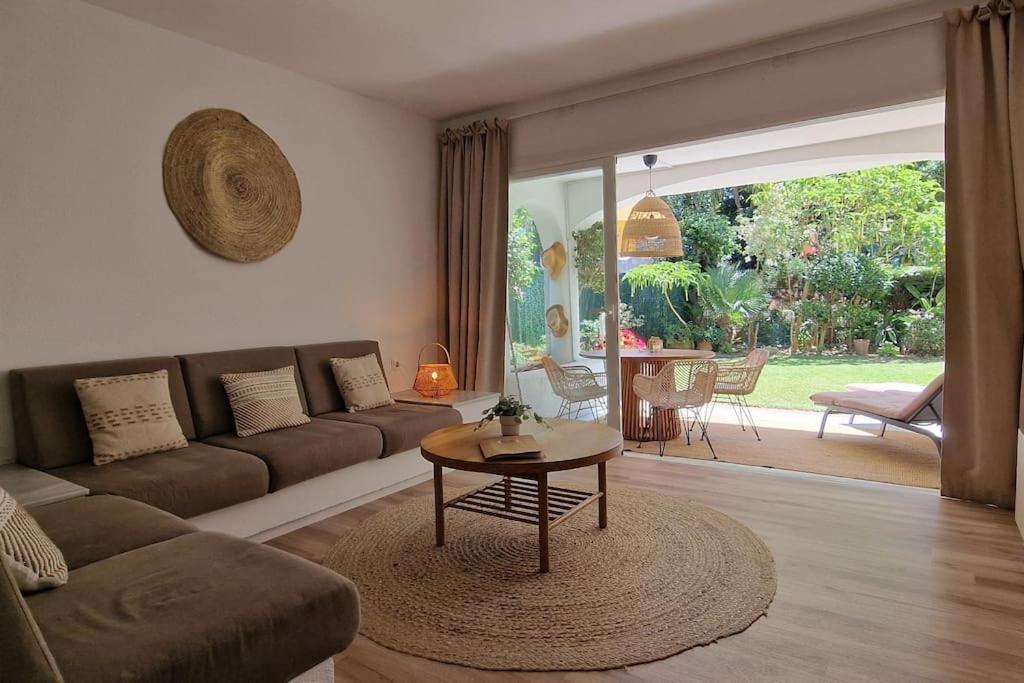 Luxe Met Ruim Terras, Vlak Aan Zee! Apartment *