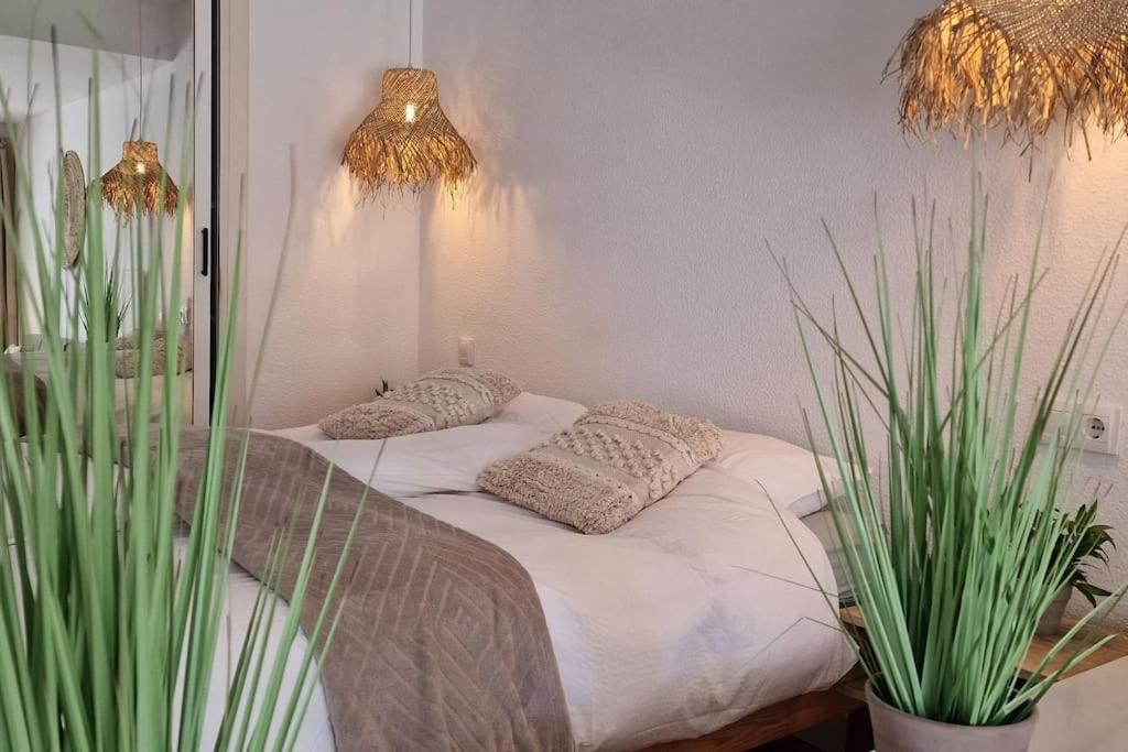 Apartment Luxe Met Ruim Terras, Vlak Aan Zee!