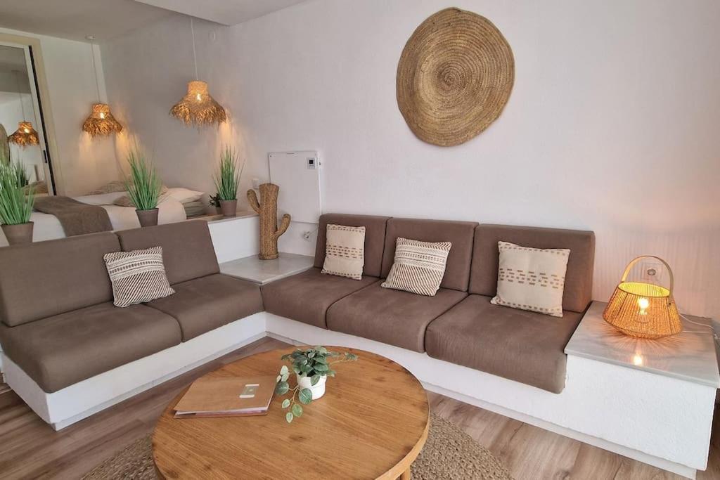 Luxe Met Ruim Terras, Vlak Aan Zee! Sitio de Calahonda