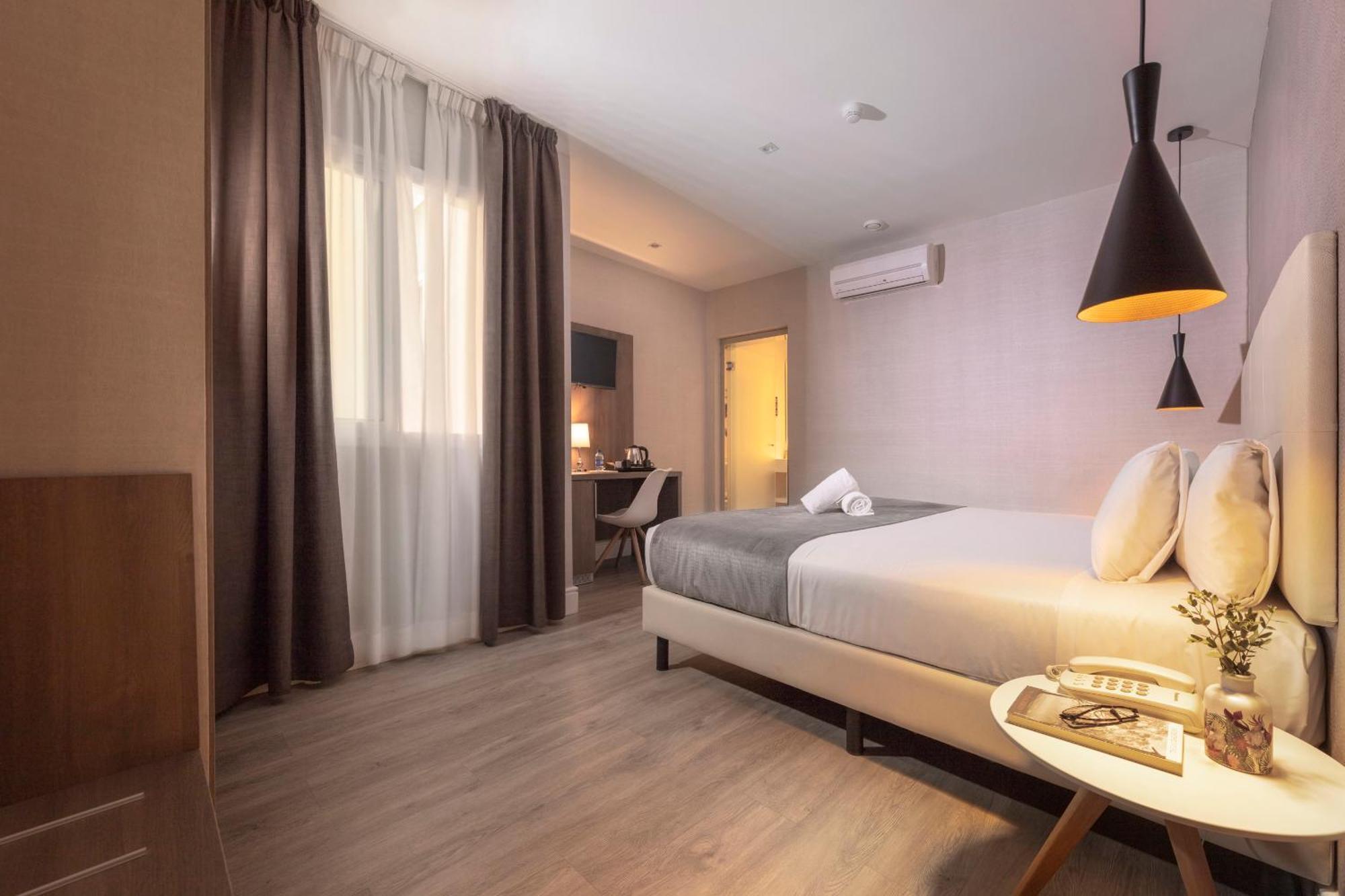 Hotel Oasis 2*