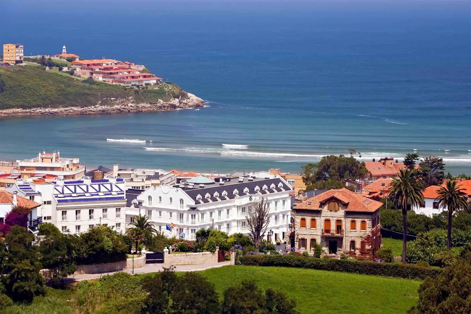 Hotel Suances