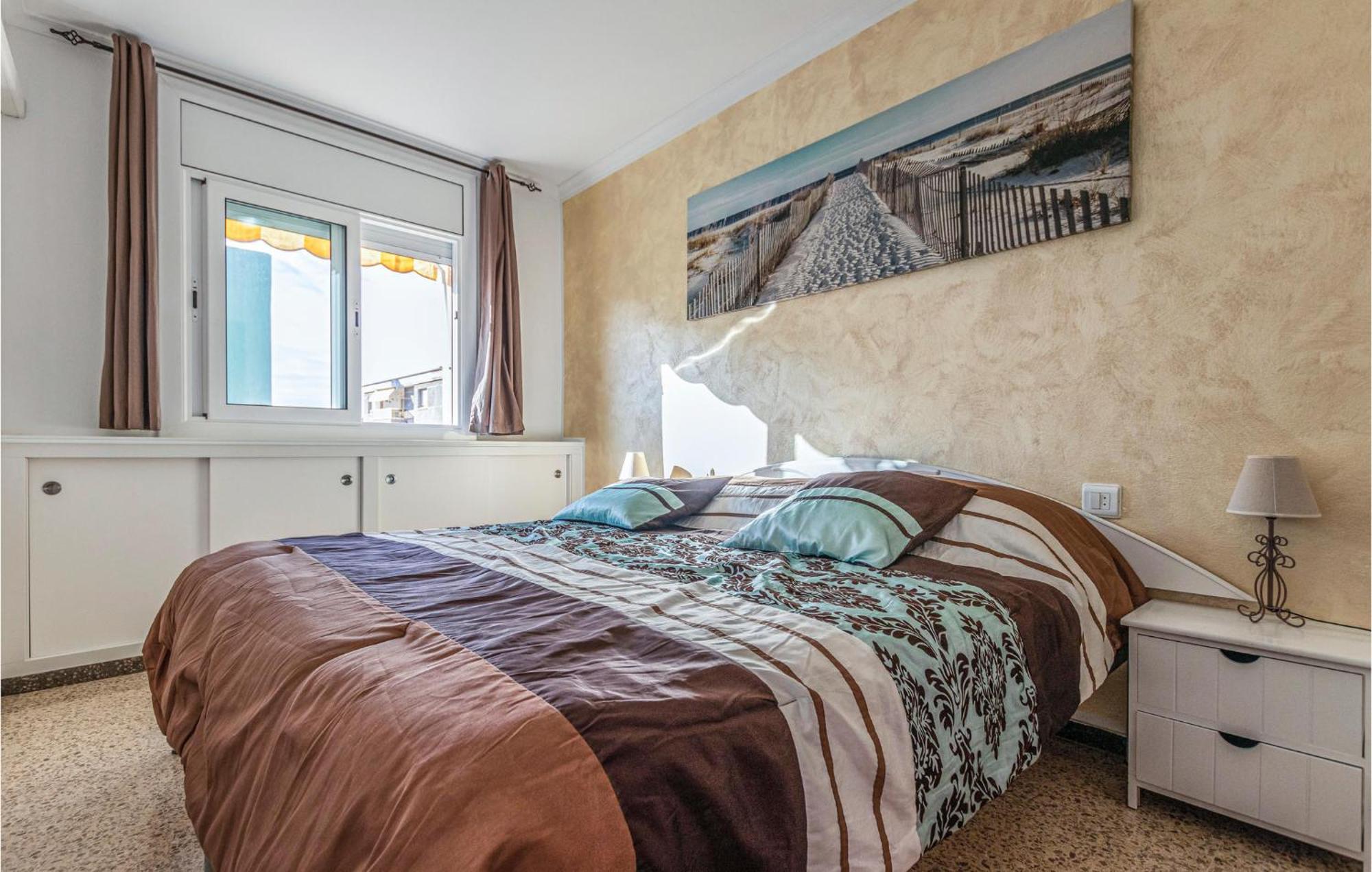 Apartment 1 Bedroom In Pineda de Mar