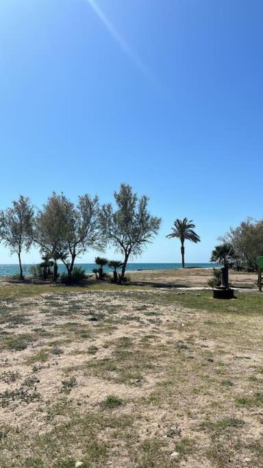Acogedor En La Playa Con Wifi Y Aacc Moncofa (Moncófar)