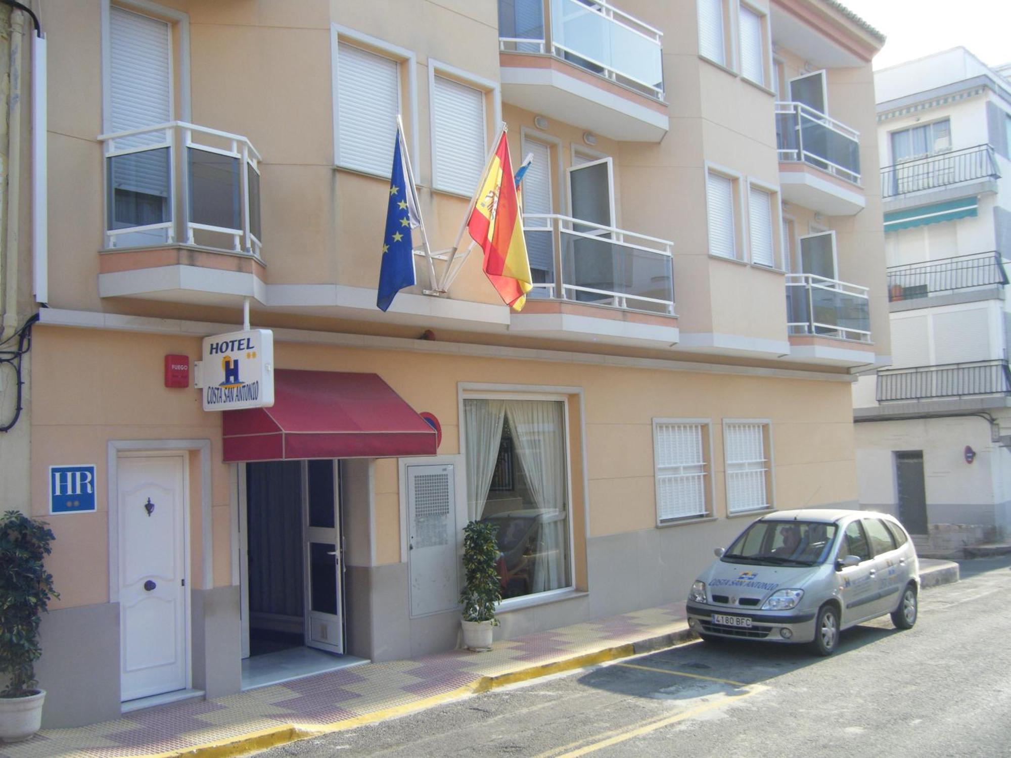 Costa San Antonio Hotel 2*