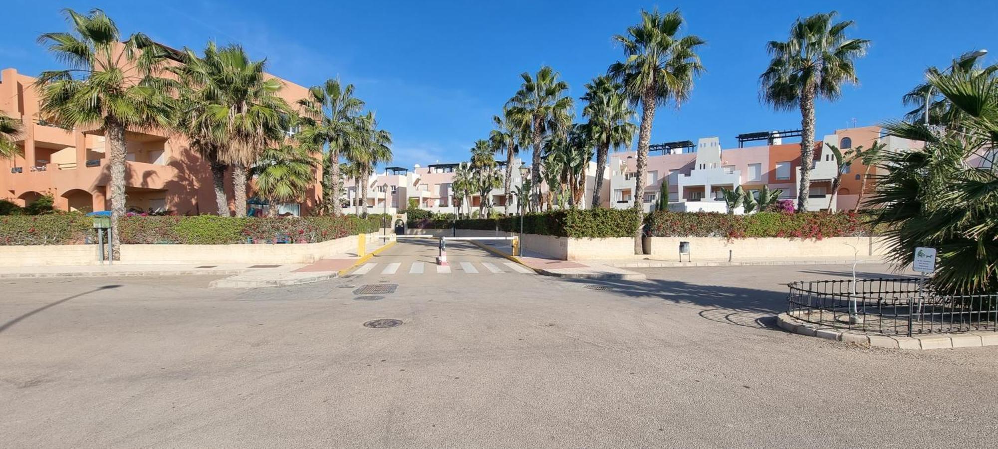 Homes Of Spain: Beachfront With Private Pool At Paraiso Playa Apartment *