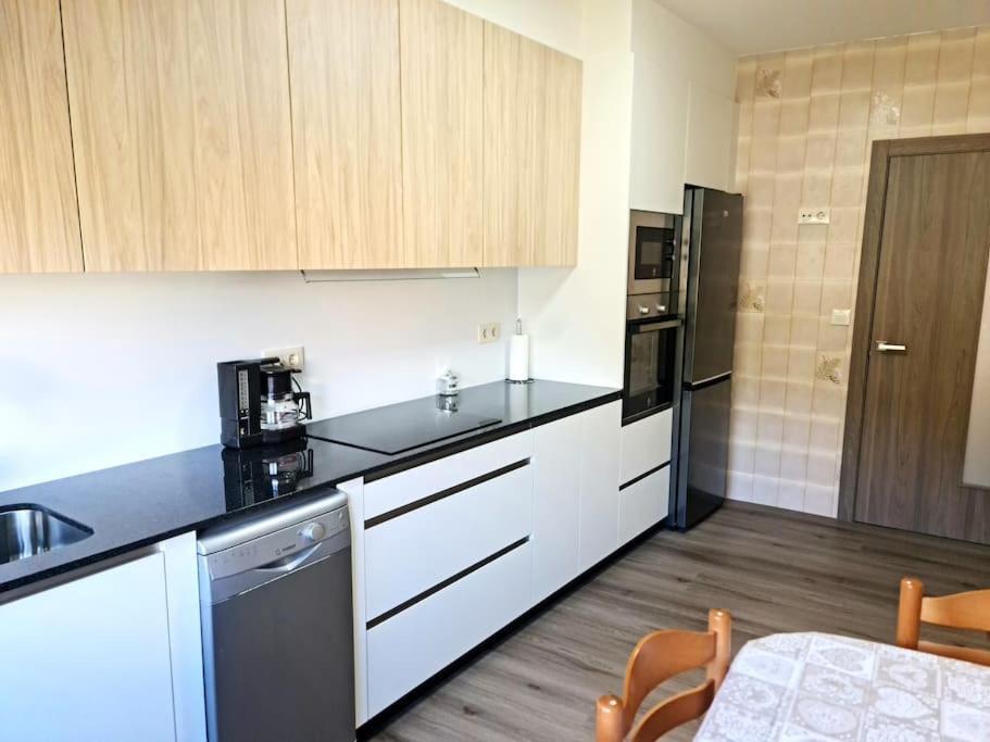 Playa De Estorde Apartment Cee