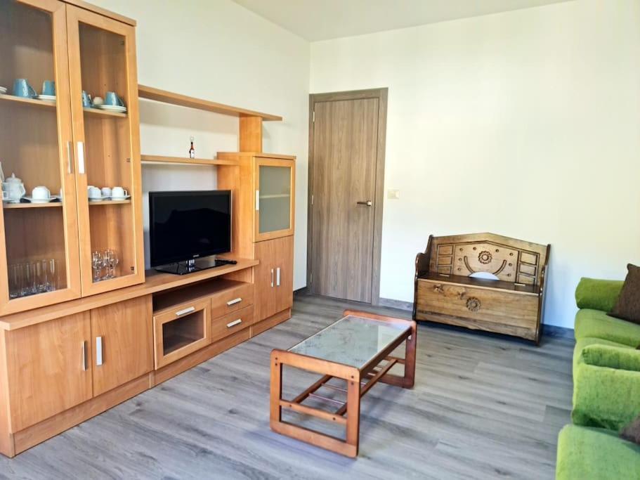Playa De Estorde Apartment