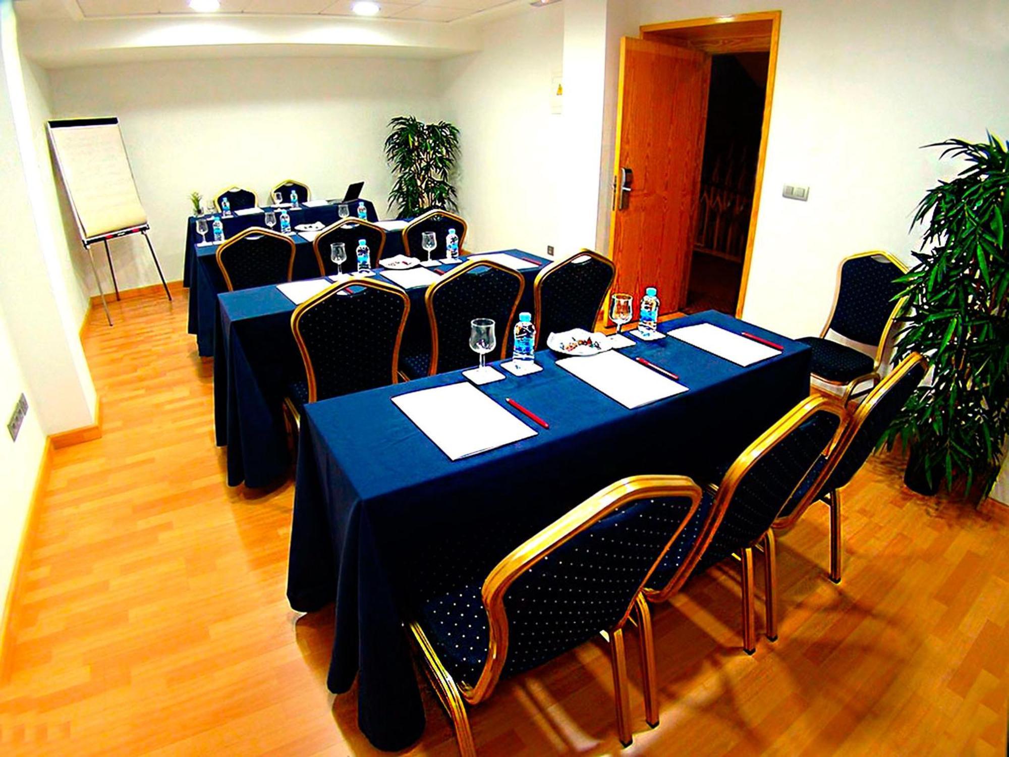 Hotel San Juan 3*