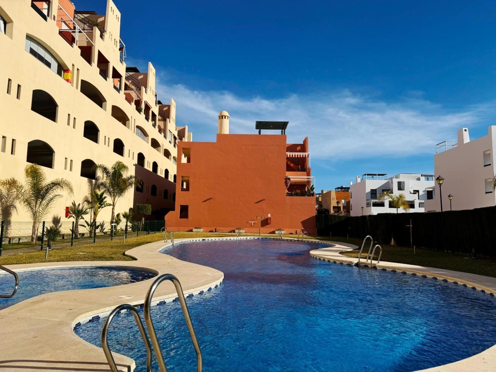Apartamento Atico Con Vistas Al Mar Y Piscina Privada Vera