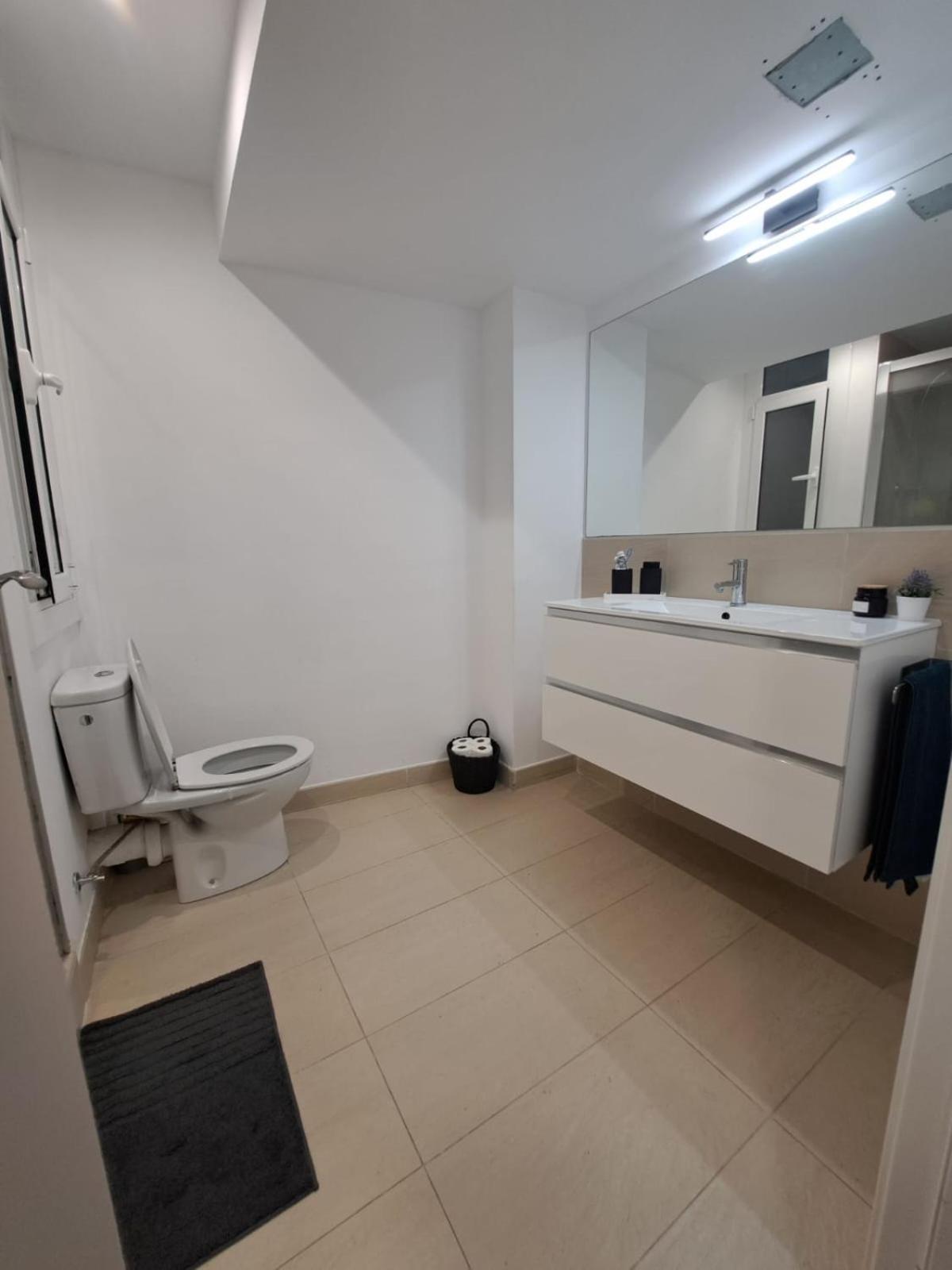 Homestay Habitacion Doble En Piso Compartido Premia De Mar