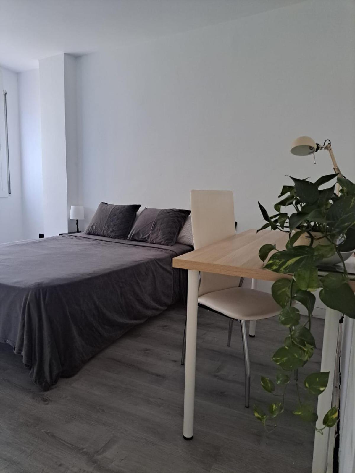 Homestay Habitacion Doble En Piso Compartido Premia De Mar