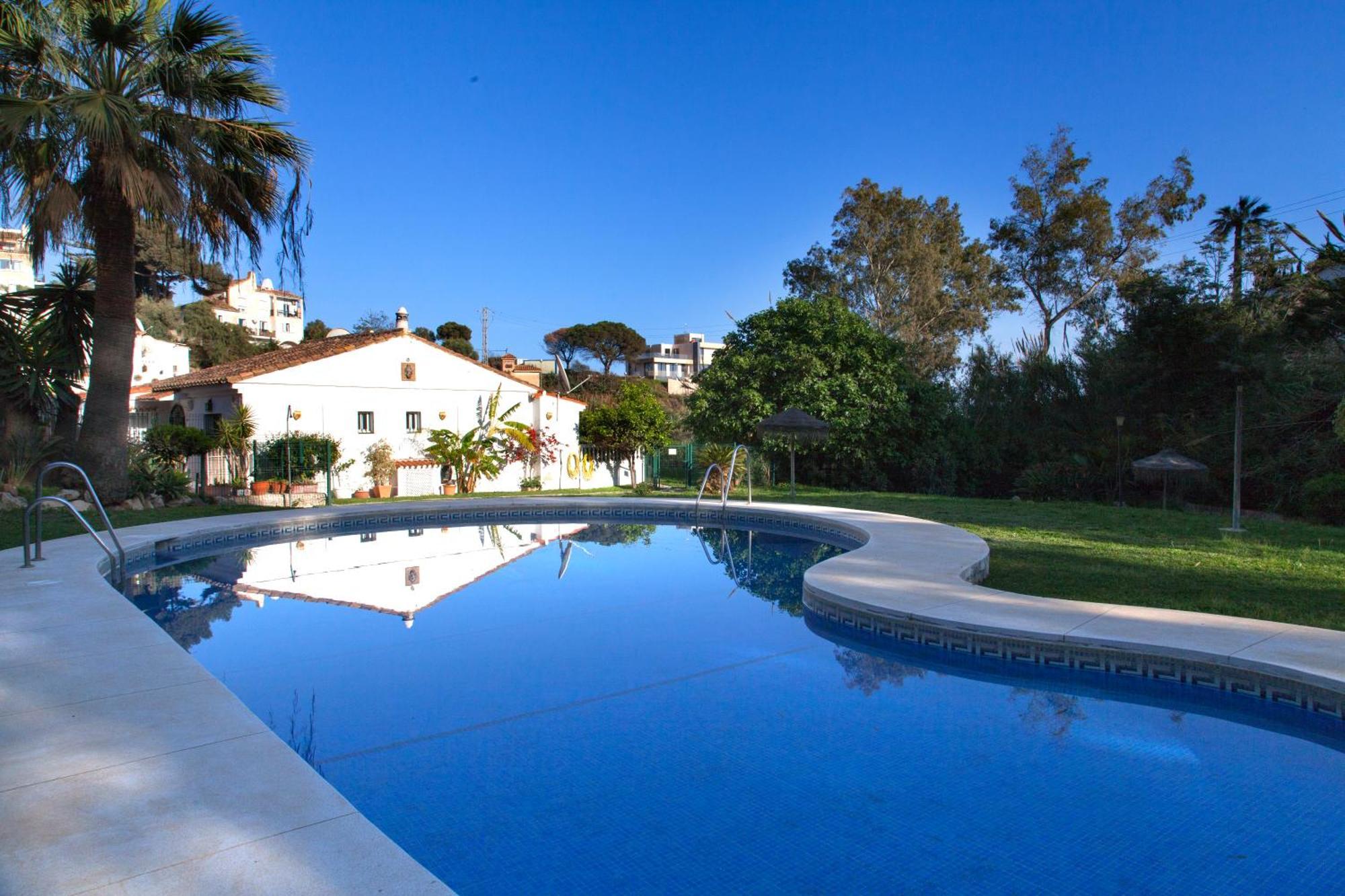 Сasa de vacaciones Agradable Adosado Con Piscina La Hidalga
