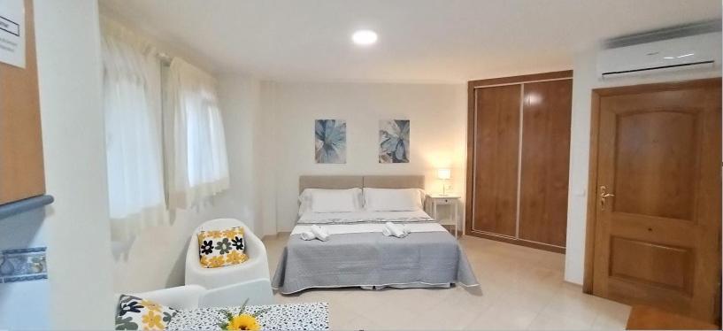 Amat - Only Adult - Playa El Bajondillo Apartamento