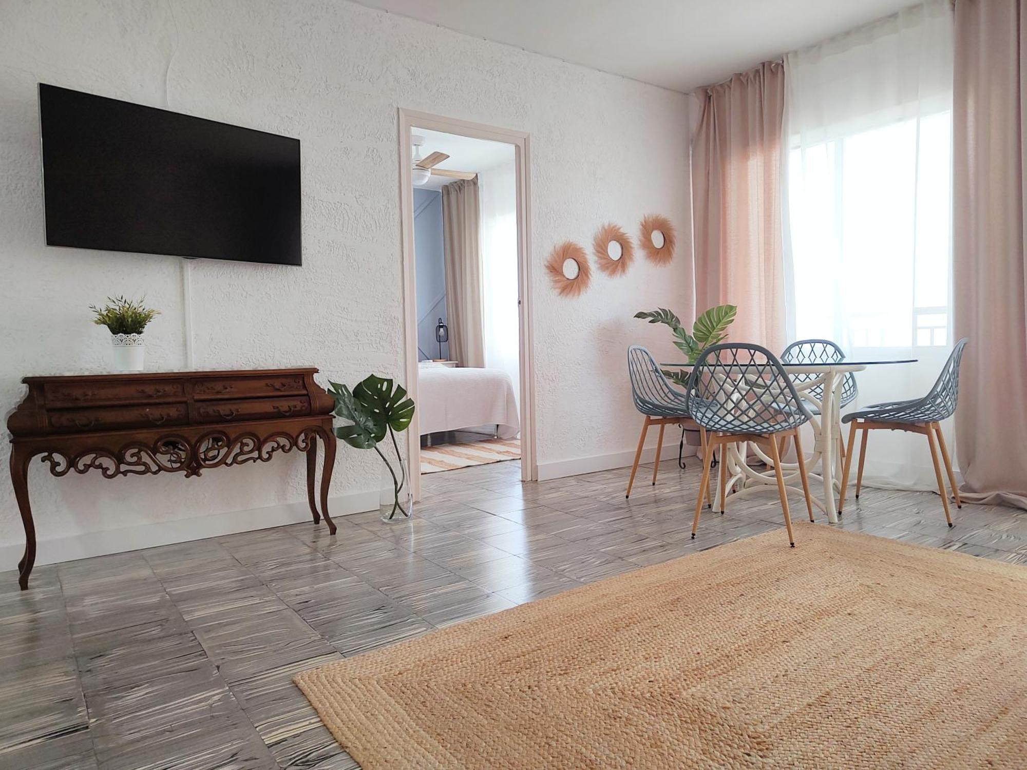 Apartment Arena Blanca 200 M De La Playa