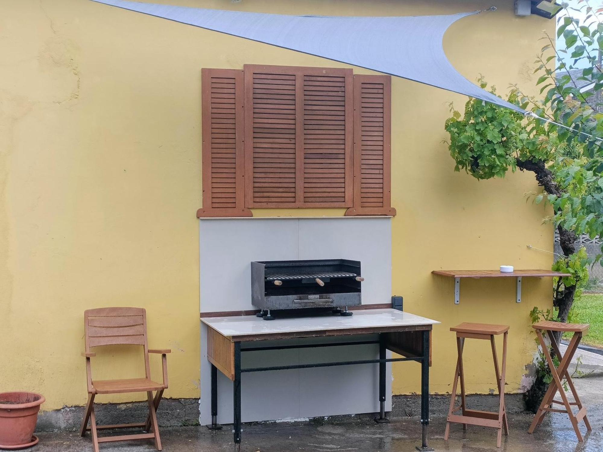 Planta Baja En Chalet Con Encanto *