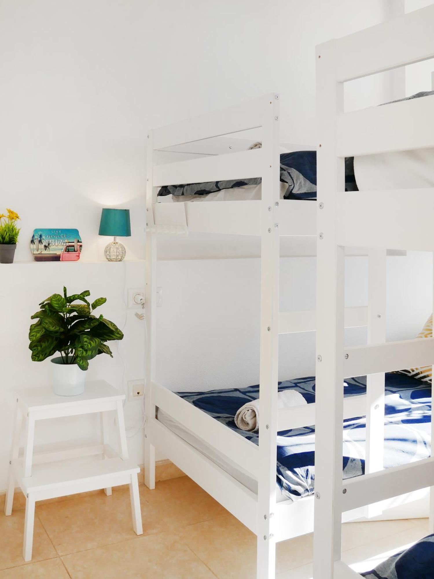 Apartment Sunny Blue - Near Pools &
