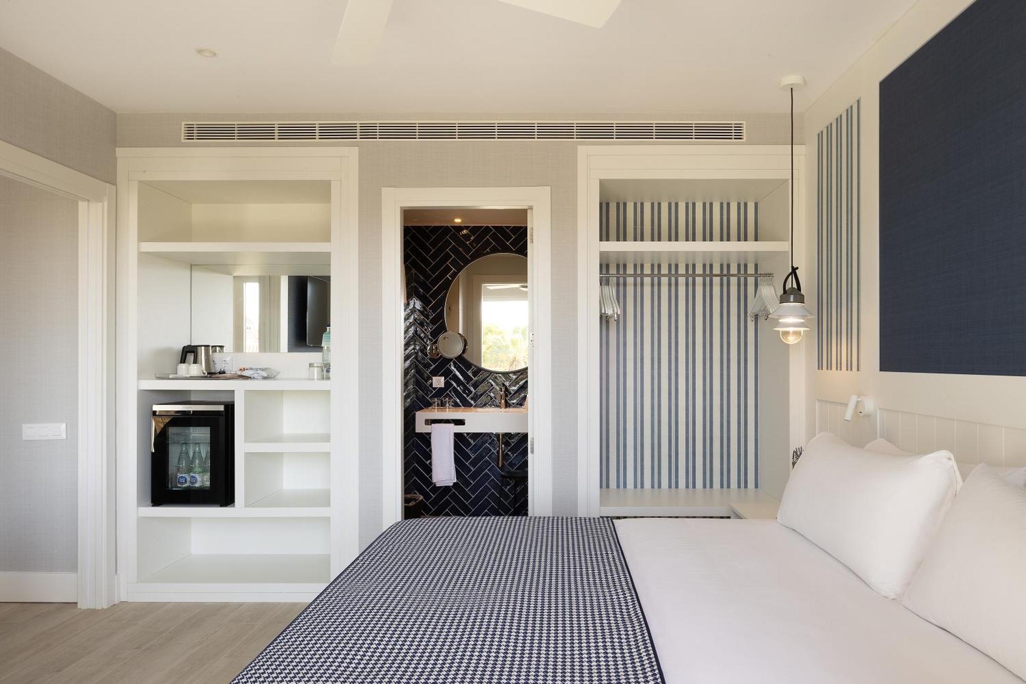 Hotel Catalonia Mirador Des 4*