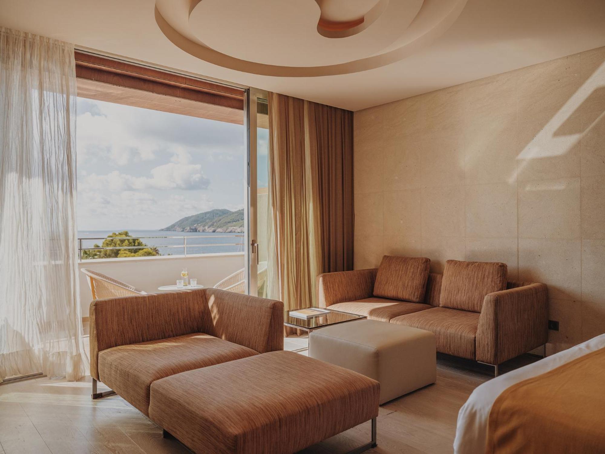 Hotel Aguas De Ibiza Grand Luxe