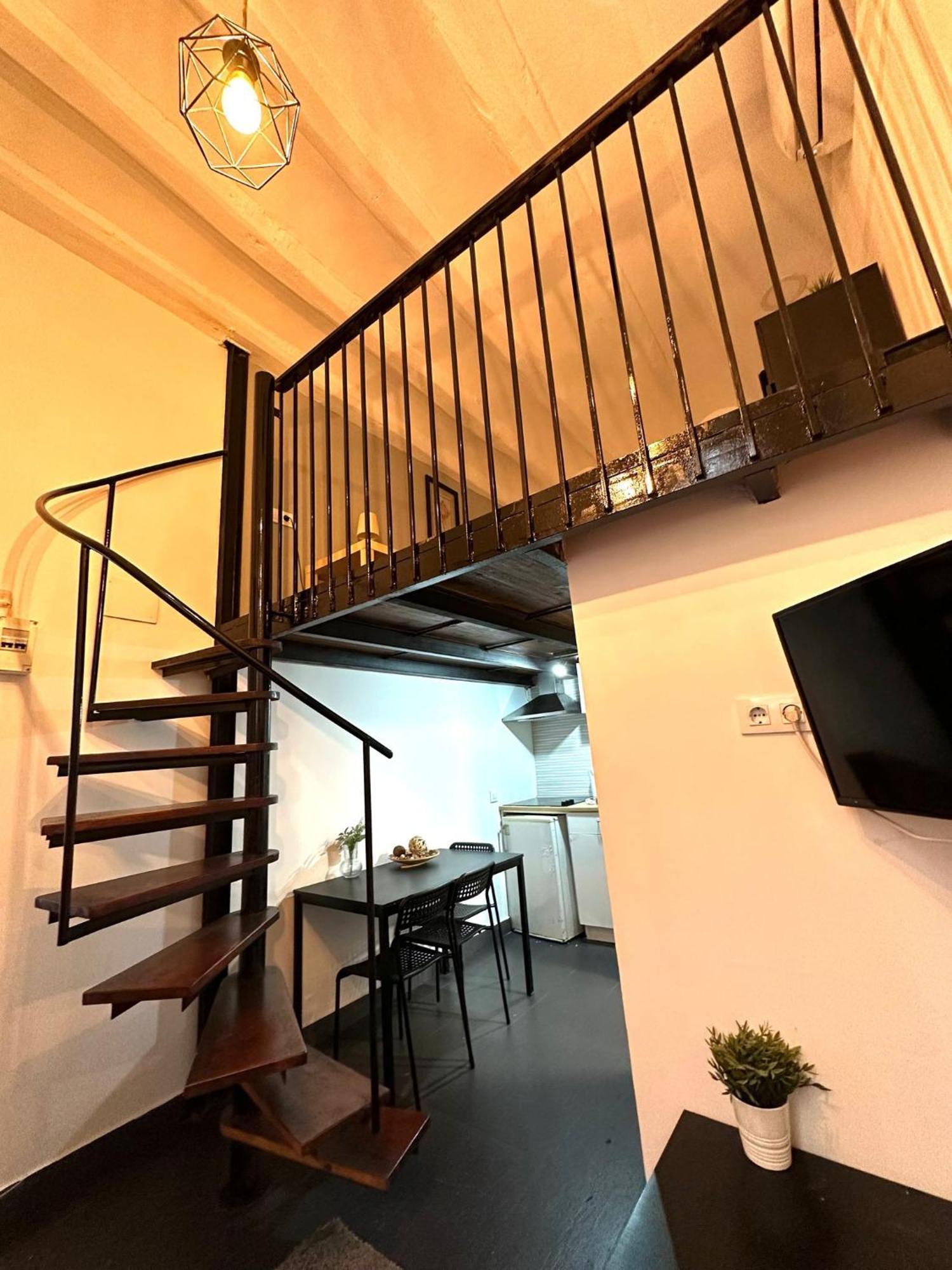 Hostel The Hipstel Parallel Barcelona