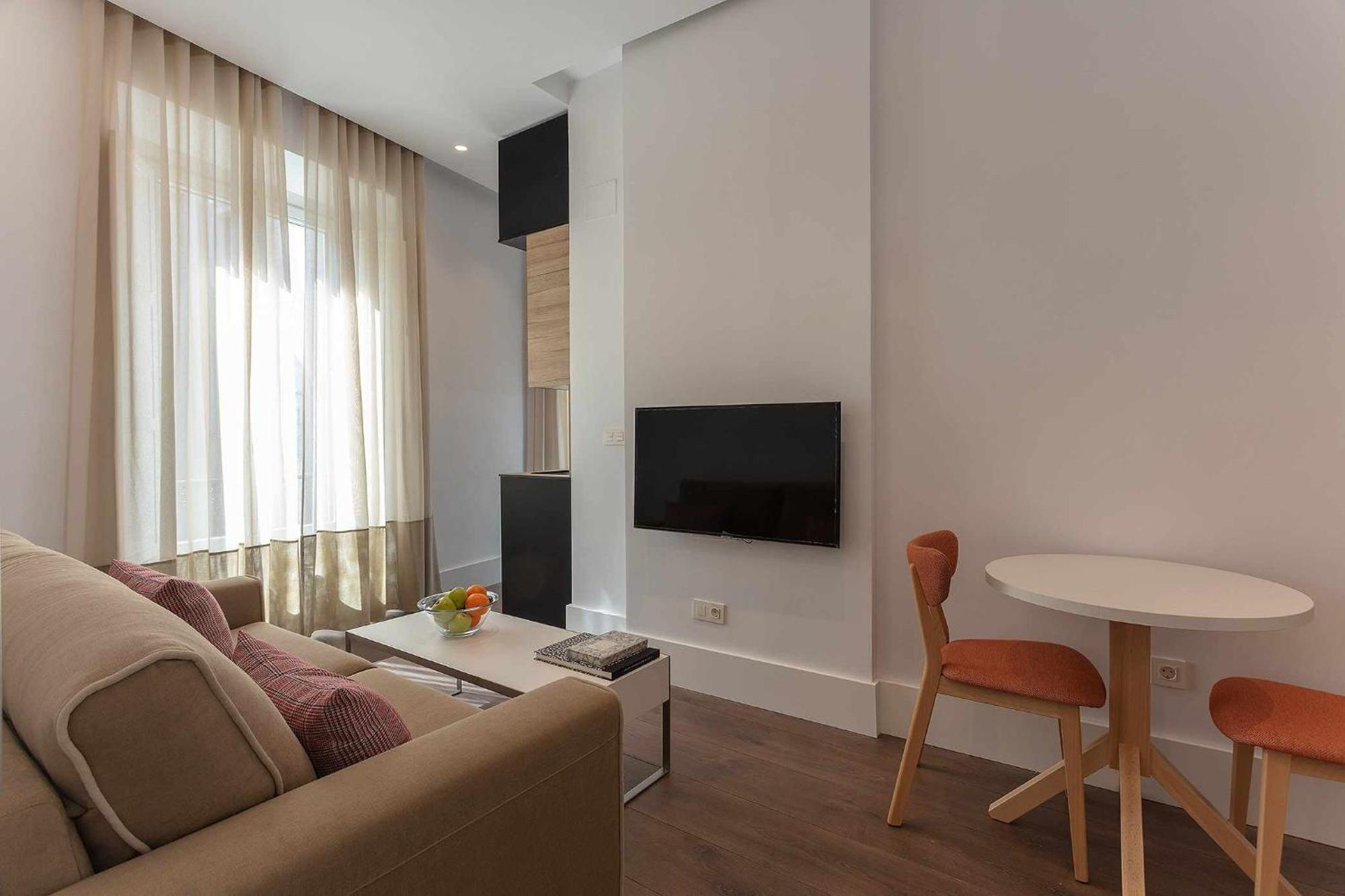 Casa Miravalle Catedral Apartahotel 4*