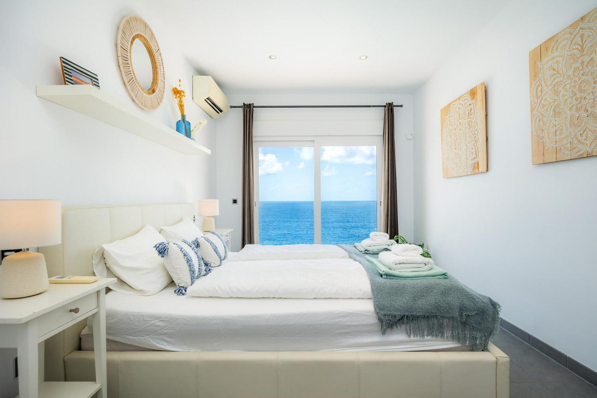 Azul Villa