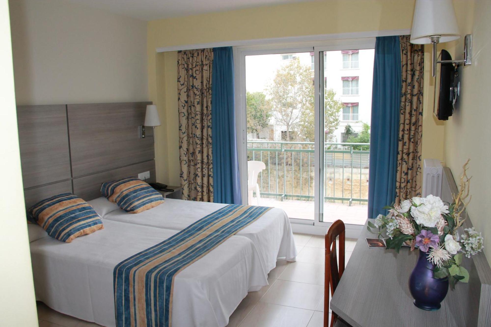 Terramar Hotel 3*