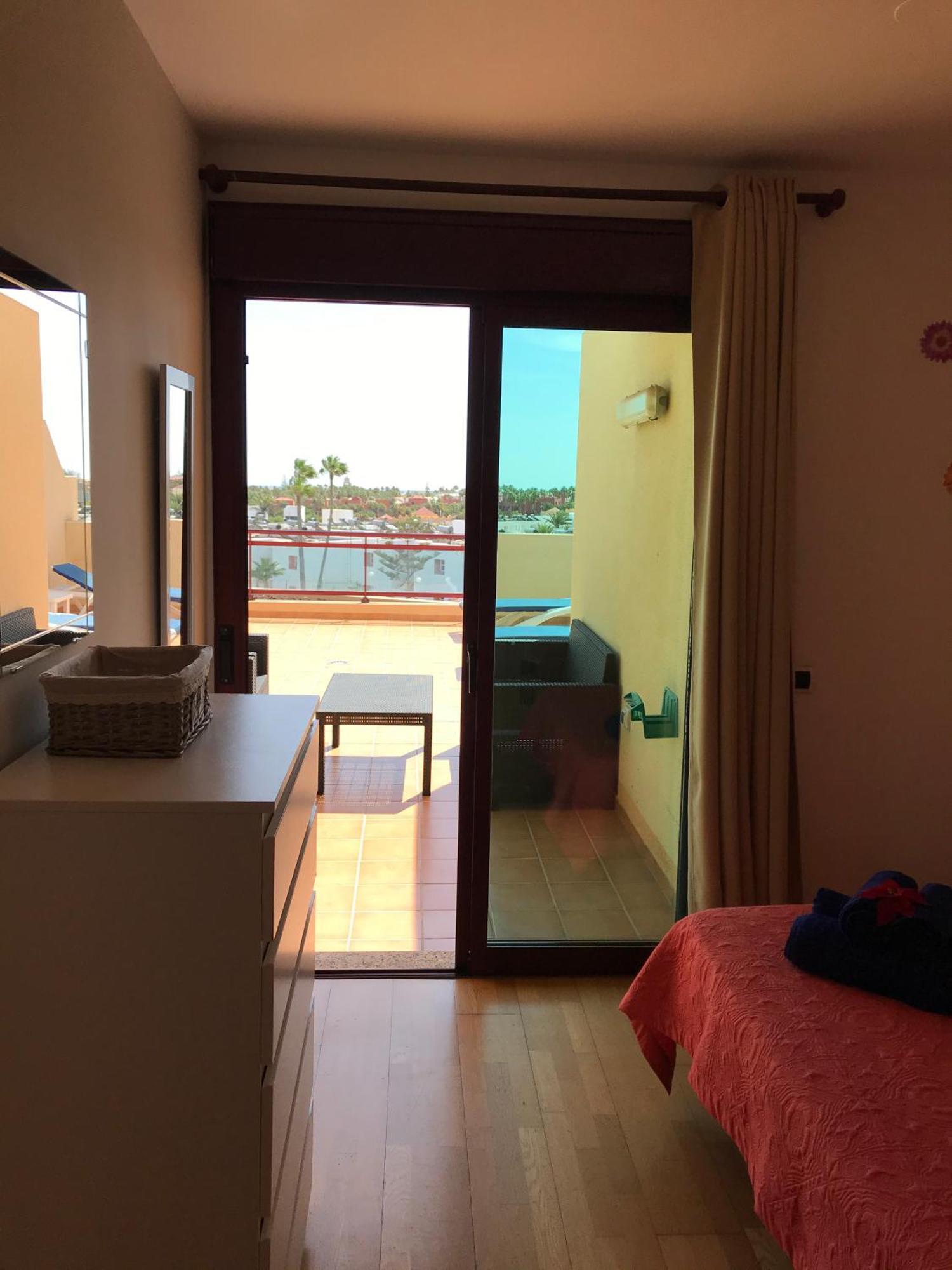 Big And Bright Apartment Corralejo