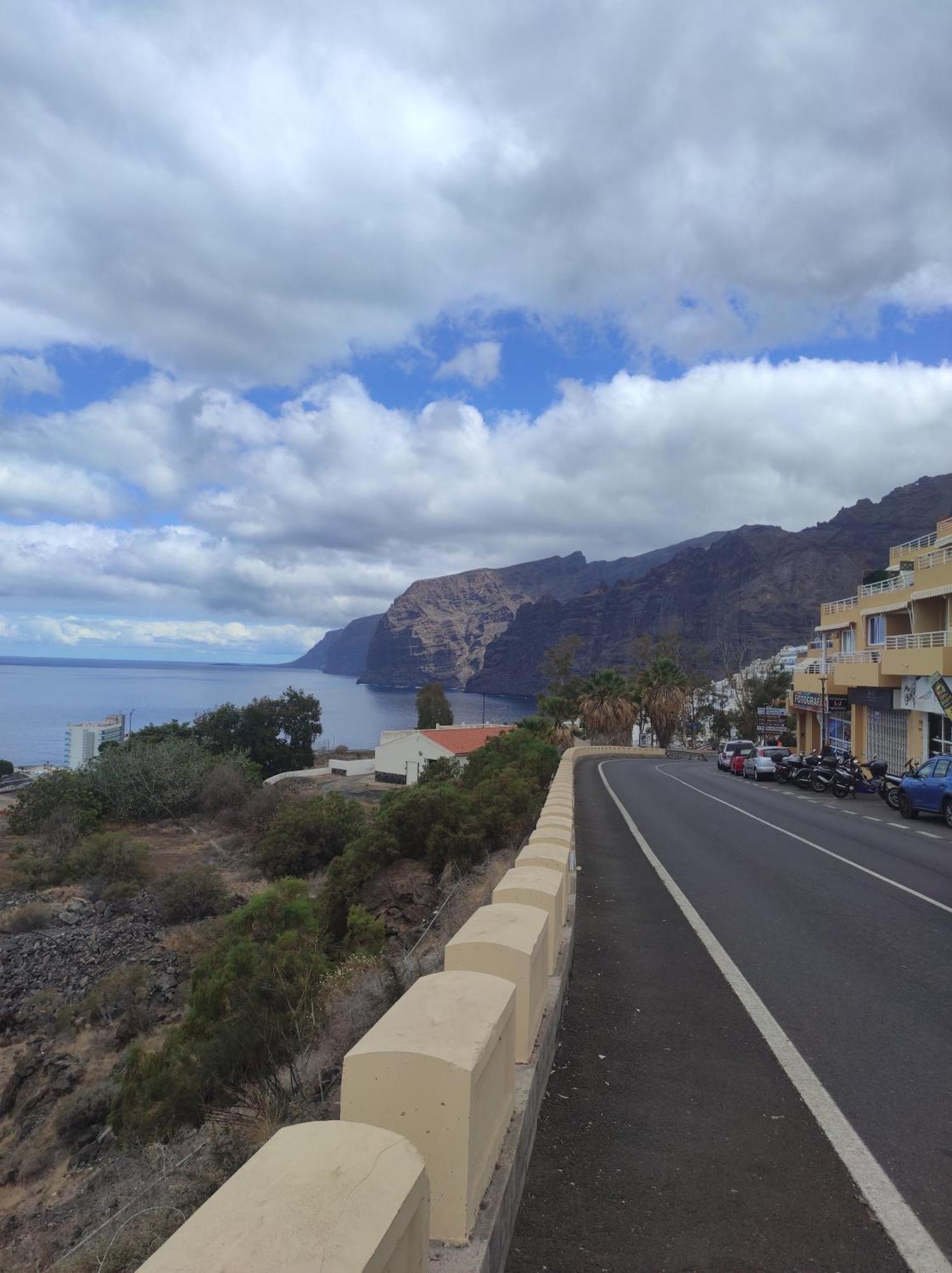 Apartamento Naranja, Incredible Ocean View Apartment Puerto de Santiago (Tenerife)