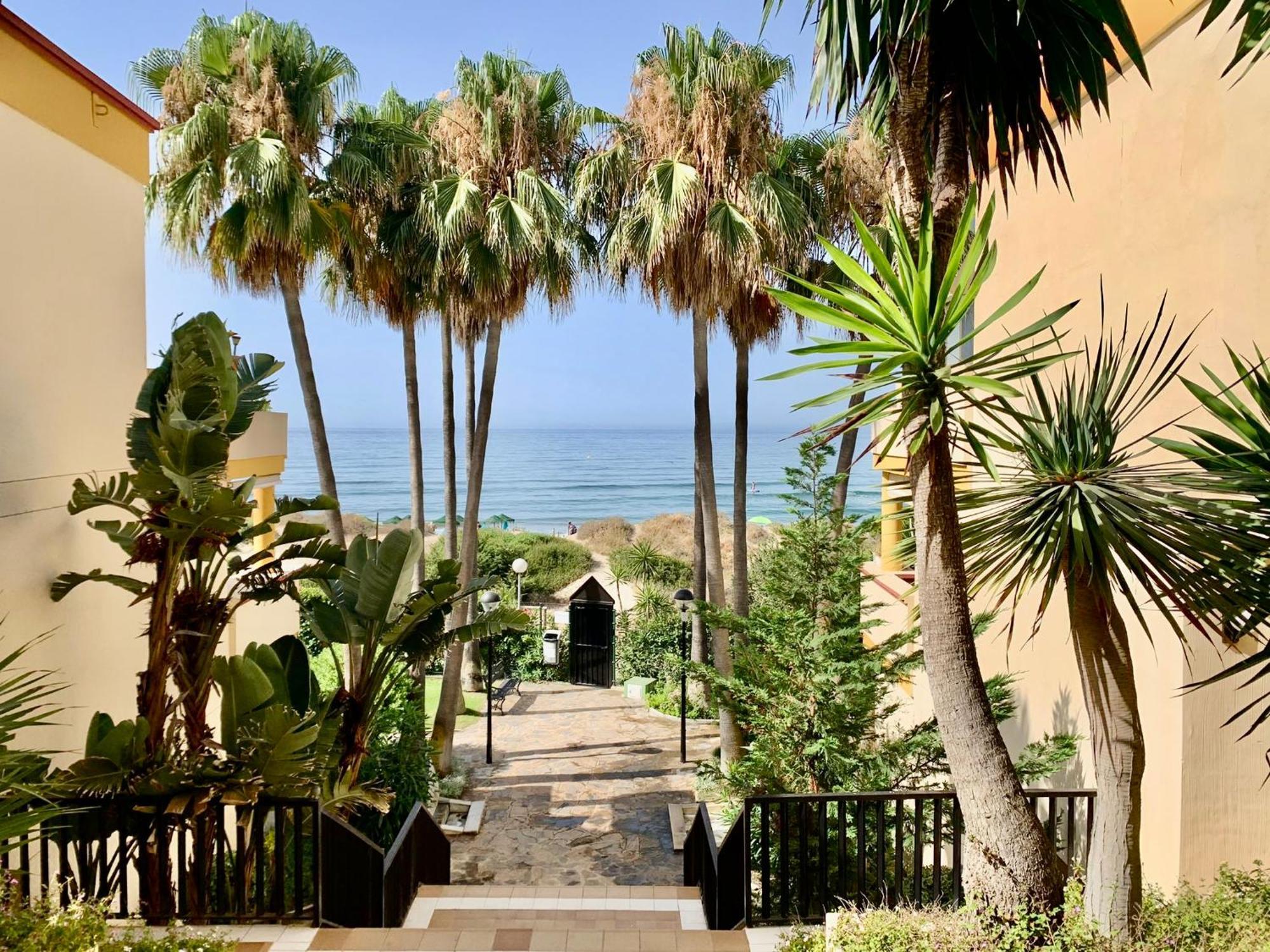 Beachfront Romana Playa Elviria *