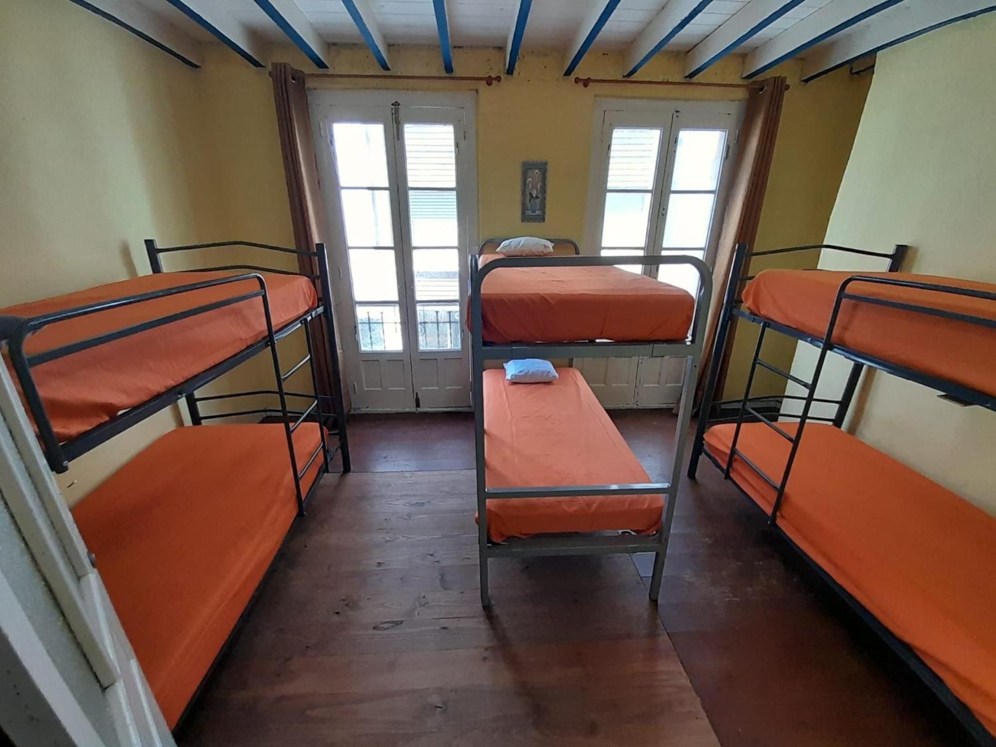 Casa De Peregrinos La Concha Hostel Cudillero