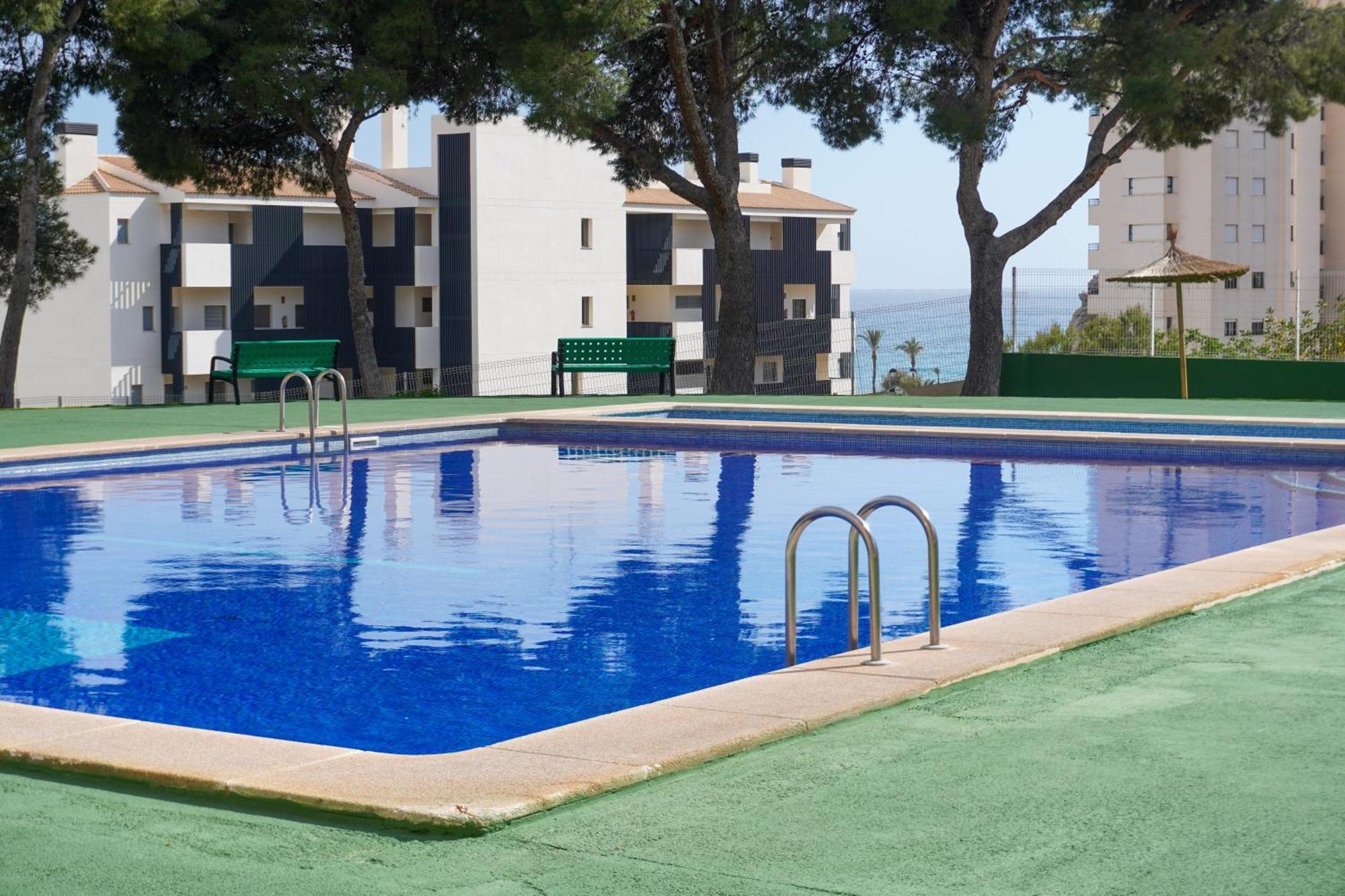 Con Piscina En By Bebalmy Apartamento
