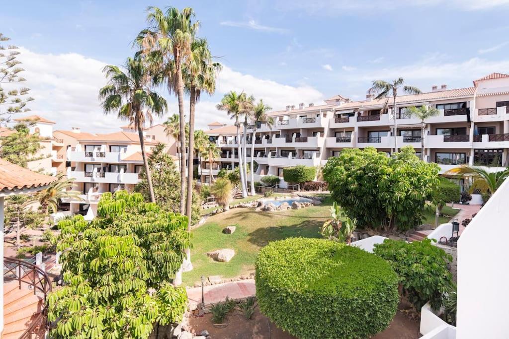 Apartment Royal Blue Terracotta Designer Golf Del Sur *