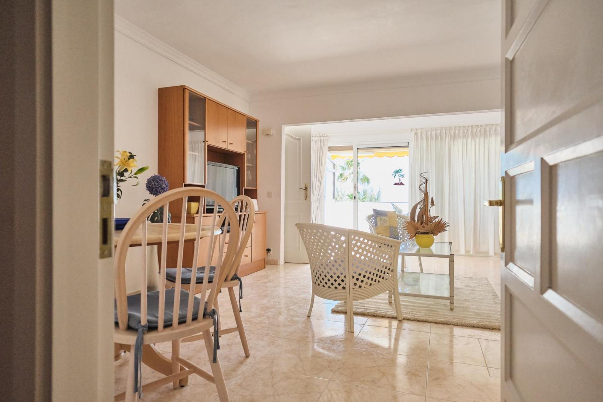 Lovely In San Agustin: Steps Away From Playa Del Ingles And Maspalomas! * San Bartolome de Tirajana (Gran Canaria)